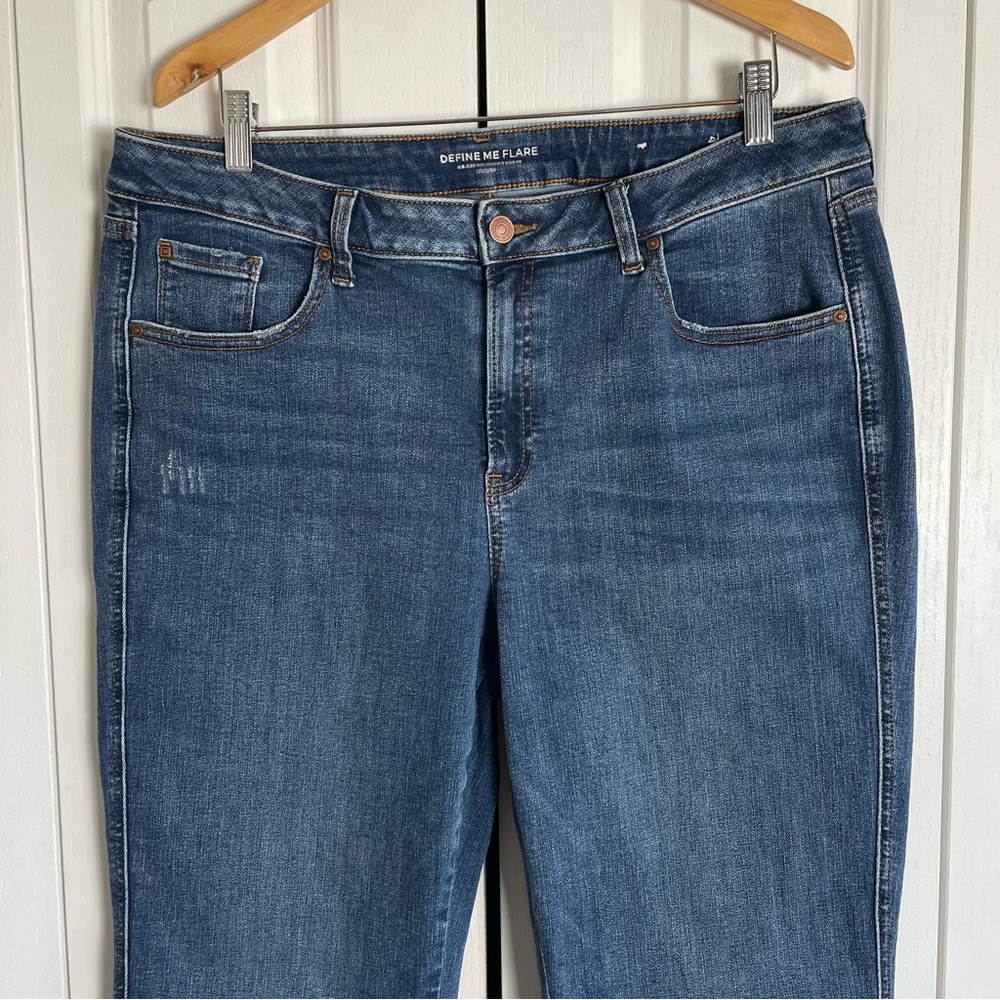 Chico's Define Me Flare Denim Jeans Women’s 16 Blue Wide Leg Cotton Boho Western - Picture 2 of 15